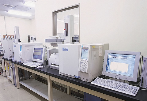 [純正化学 埼玉工場（検査課）]